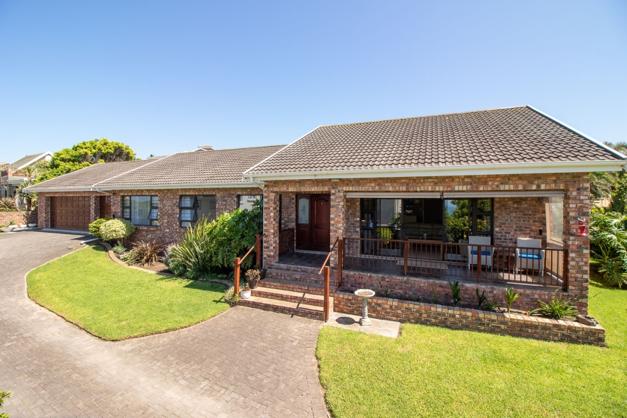 4 Bedroom Property for Sale in Forest Downs Eastern Cape